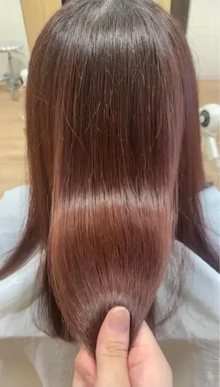 セミロング 金山 友香🕊のヘアスタイル