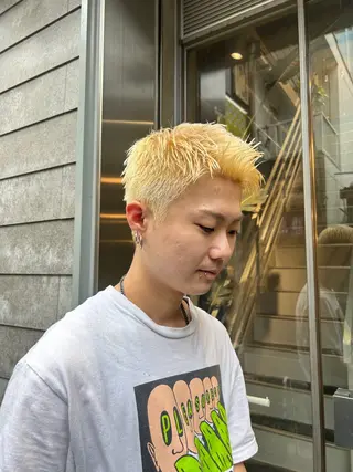 カラー 橋本 彩音のヘアスタイル