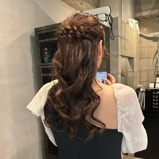 ロング ヘアアレンジ OM's poka所属・ちゃんゆ /伊藤有里のヘアスタイル