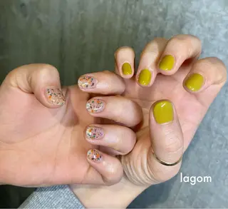 ネイル troja所属・hi nanaのネイルデザイン