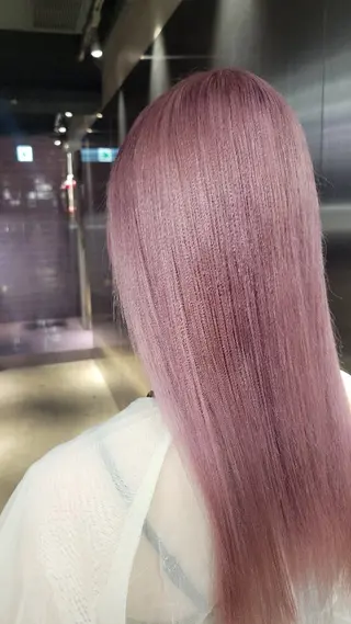 ロング カラー PELE SAKAE所属・PELE/栄/ SOAのヘアスタイル