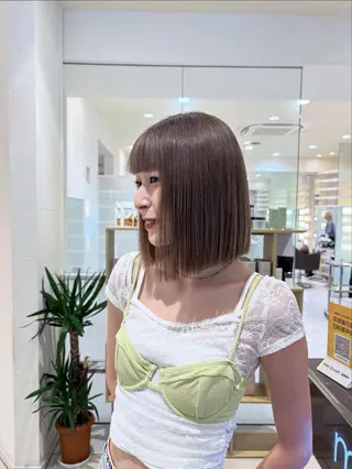 ミディアム カラー 🌷くせっ毛さん 大集合🔥のヘアスタイル