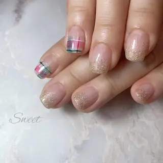 ネイル sweet 仲野陽子のネイルデザイン