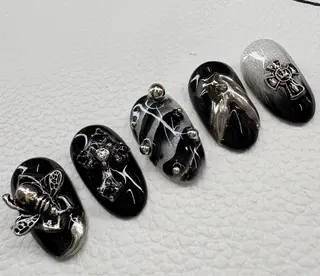 ネイル AngelChris ビューティーサロンのネイルデザイン