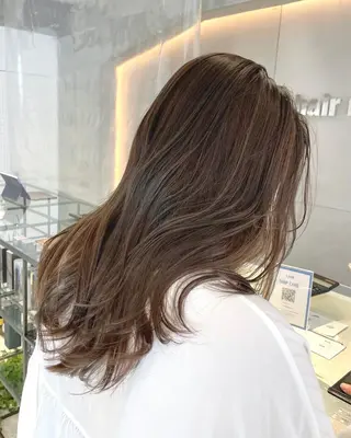 セミロング 飯島 美海のヘアスタイル