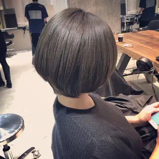 ショート カラー 髪質改善🌈縮毛矯正 荻原 達矢のヘアスタイル