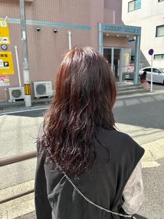 セミロング カラー パーマ 成田 智彩のヘアスタイル