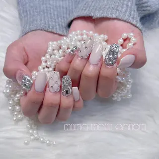 ネイル 🎀まゆ 🪽🐾のネイルデザイン