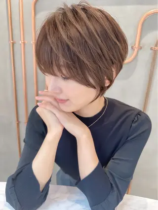 ショート カラー ボブ/ショート/ 縮毛矯正⚜️工藤昴のヘアスタイル