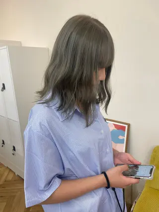 ミディアム カラー カットモデル/ ハイトーン/ゆうあのヘアスタイル
