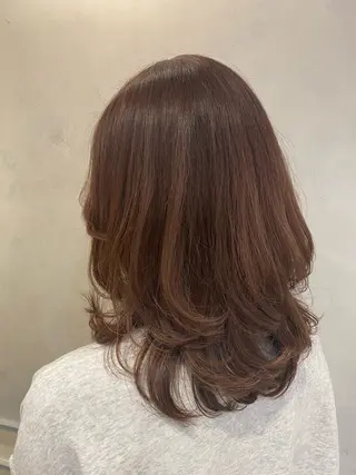 セミロング カラー 池西 佳穂のヘアスタイル