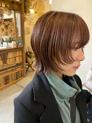 ミディアム sea's所属・ヒラカホ/矢場町/ ブリーチ/似合わせのヘアスタイル