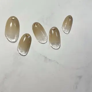 ネイル Trinity ネイリストスタッフのネイルデザイン