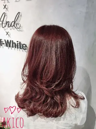 ロング カラー LUXBE GALLERY なんば駅前店所属・ラックスビーギャラリ ー AKICOのヘアスタイル