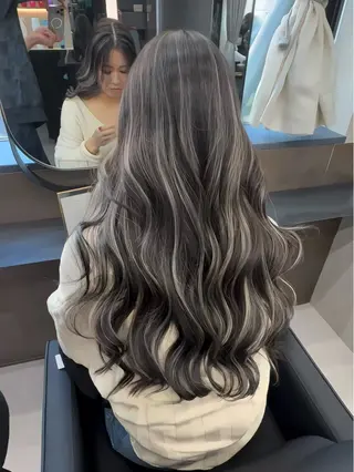 ロング 美髪/ハイライト 指名No.1KAIのヘアスタイル