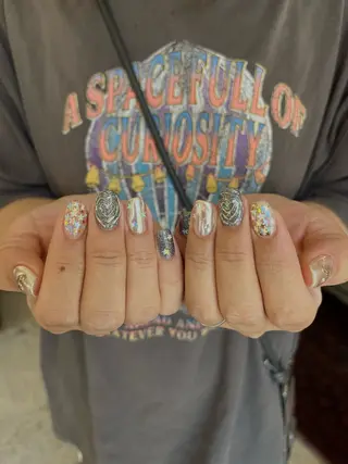 ネイル GARAGENail所属・shizuku .のネイルデザイン