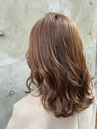セミロング カラー JIL BLAN所属・JIL BLAN NAOのヘアスタイル
