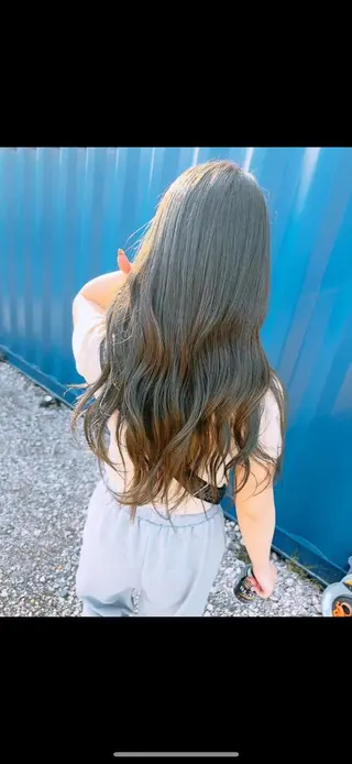 カラー えりな・安心 ・丁寧な美容師🌱のヘアスタイル