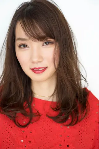 ミディアム カラー ウエモト タク ショート/レイヤーのヘアスタイル