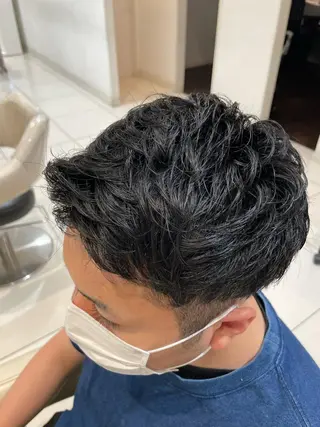 ショート パーマ メンズ JERICHO HAIR所属・河野 由佳の眉毛・アイブロウイメージ