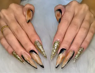 ネイル MADIA 横浜所属・池上 優希のネイルデザイン