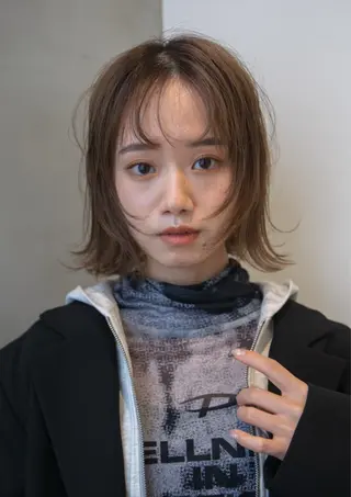ミディアム MAO SHIRATOのヘアスタイル