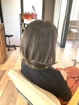 ミディアム カラー 中野 紹江のヘアスタイル