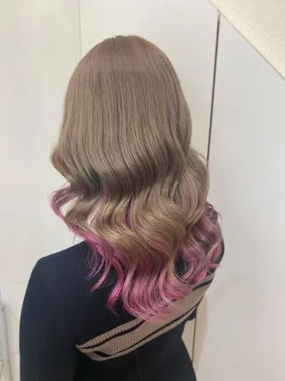 セミロング ゆぴ☾‪/推しカラー /ハイトーンのヘアスタイル