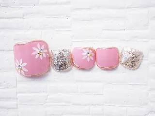 ネイル トップネイリスト Ribbon立川店のネイルデザイン