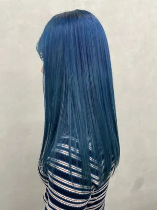 ロング truck所属・カラーリスト Maiのヘアスタイル