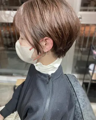 ショート roka ノゾミのヘアスタイル