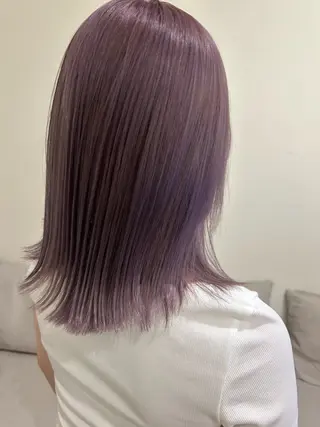 セミロング カラー 💛🤍U too e’s 鎌倉🧸のヘアスタイル