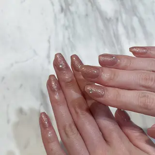ネイル ウノプリール梅田ハービスプラザ店所属・unopulir Sayakaのネイルデザイン