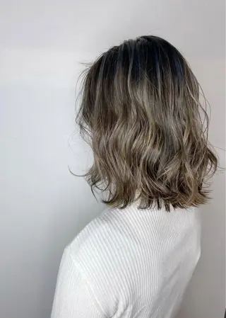 ミディアム カラー ヘアアレンジ ❤️カラー得意 🧡松浦睦樹❤️のヘアスタイル