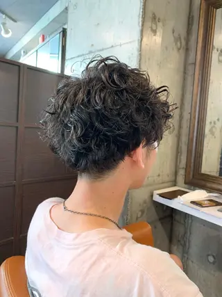 ミディアム パーマ メンズ ナカジマ ハルカのヘアスタイル