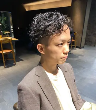 ミディアム パーマ 銀座/MINX 宇都 愛梨/デザインカットのヘアスタイル