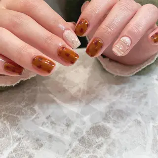 ネイル essence所属・pétit maakoのネイルデザイン