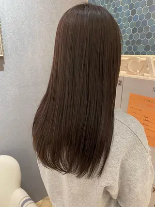 ロング カラー カシータフロル所属・清水 菜穂香のヘアスタイル
