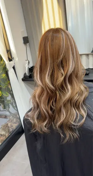 ロング カラー MARDI GRAS 蘭丸のヘアスタイル