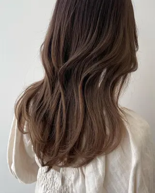 セミロング カラー 本格韓国ヘア🇰🇷 【uni】キューさんのヘアスタイル