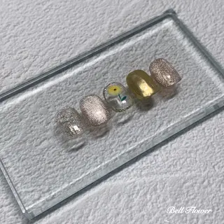 ネイル Bell Flowerのネイルデザイン