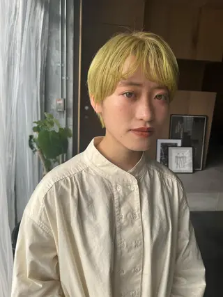 ショート カラー デザインカラー🥂 YUKAのヘアスタイル