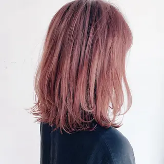 ミディアム カラー 大人可愛いショート 原田美千留のヘアスタイル