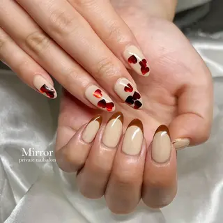 ネイル nailsalon Mirrorのネイルデザイン