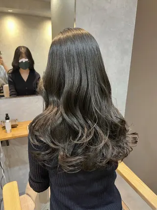 ロング カラー 中村 ひなたのヘアスタイル