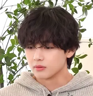 ミディアム MEN'S HAIR SENSE BLUE渋谷宇田川交番前所属・モモ 渋谷メンズ特化美容師のヘアスタイル