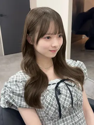 ロング カラー 🎀盛れる顔周り×レ イヤー×透明感/米田のヘアスタイル