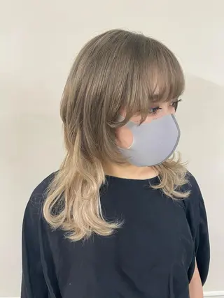 セミロング カラー エクステ ハイトーン 💭黒崎ハルカのヘアスタイル