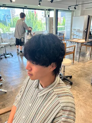 ショート パーマ メンズ become men's hair 名駅店所属・名駅/フェザーパーマ 韓国ヘア/森岡のヘアスタイル