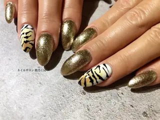 ネイル 伊藤 美里のネイルデザイン